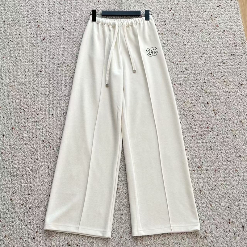 Ch**el pants